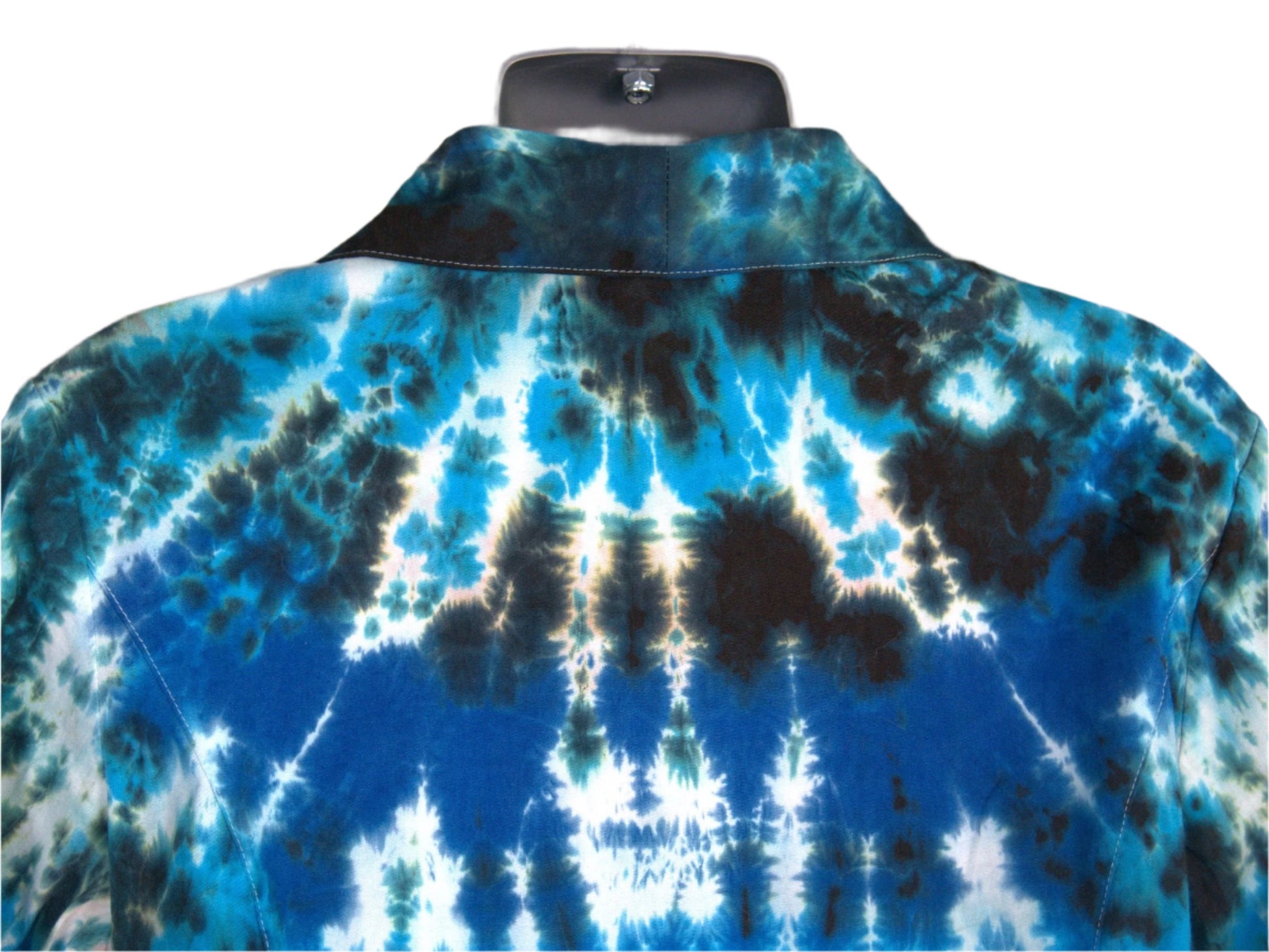 Hand-Dyed Tie Dye Shirt, Blue Turquoise Black, Fitted Women's Button Down Medium, Upcycled Cotton Spandex Blend showing back top detail